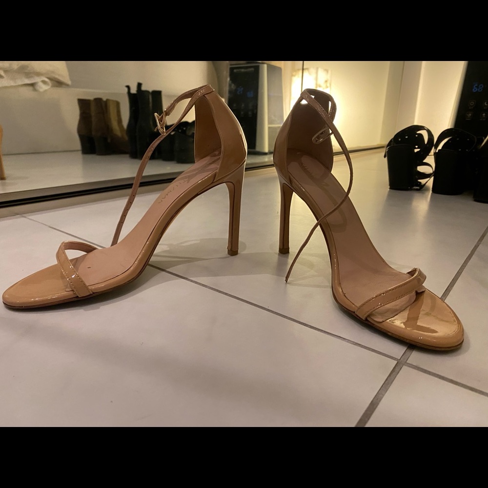 Stuart weitzman nude pumps